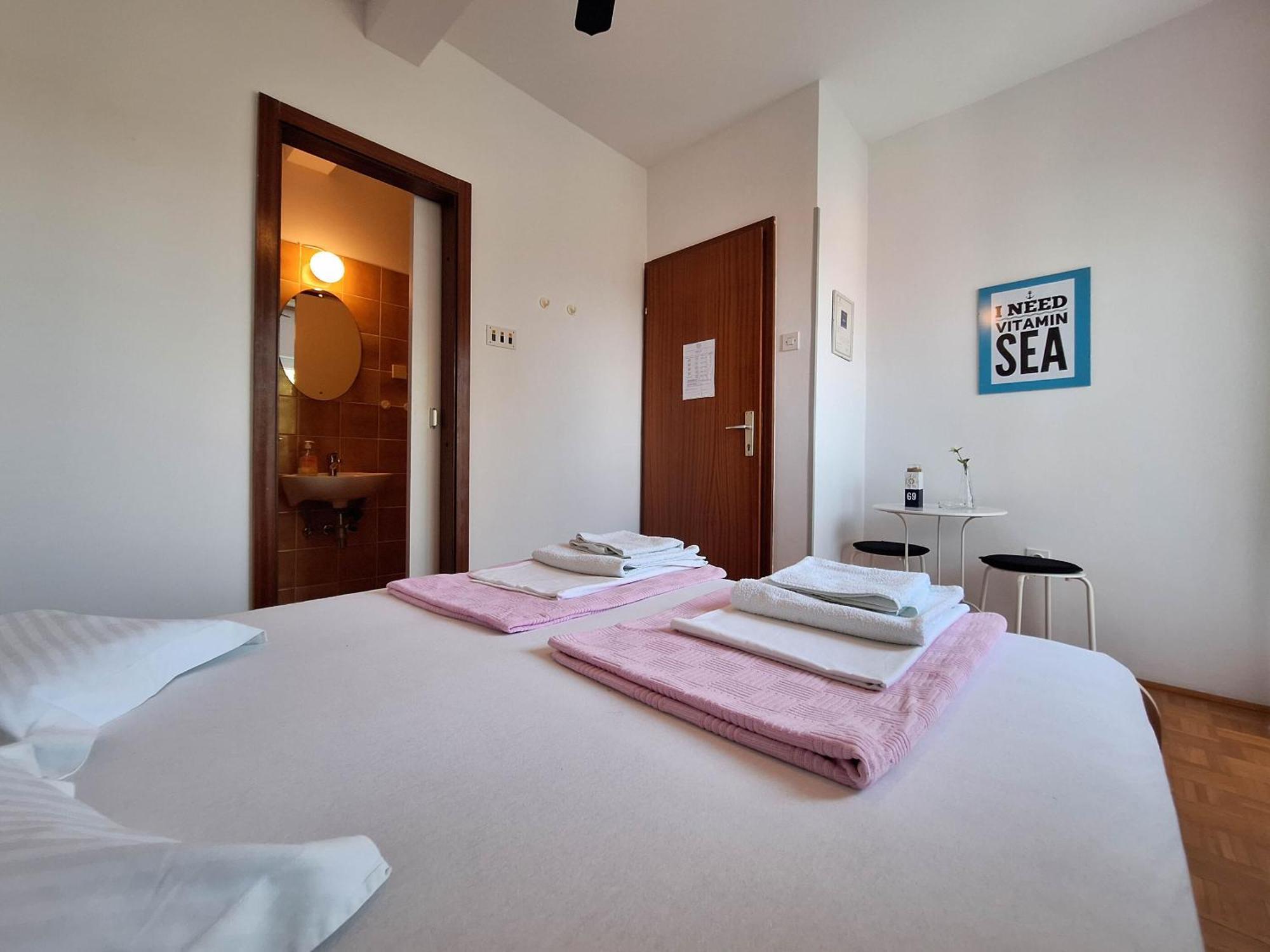 Rooms Sofija Selce Exterior foto